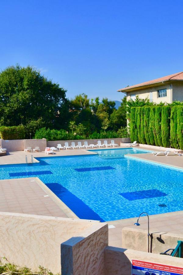 Apartment Eden Park Saint-Tropez Luaran gambar
